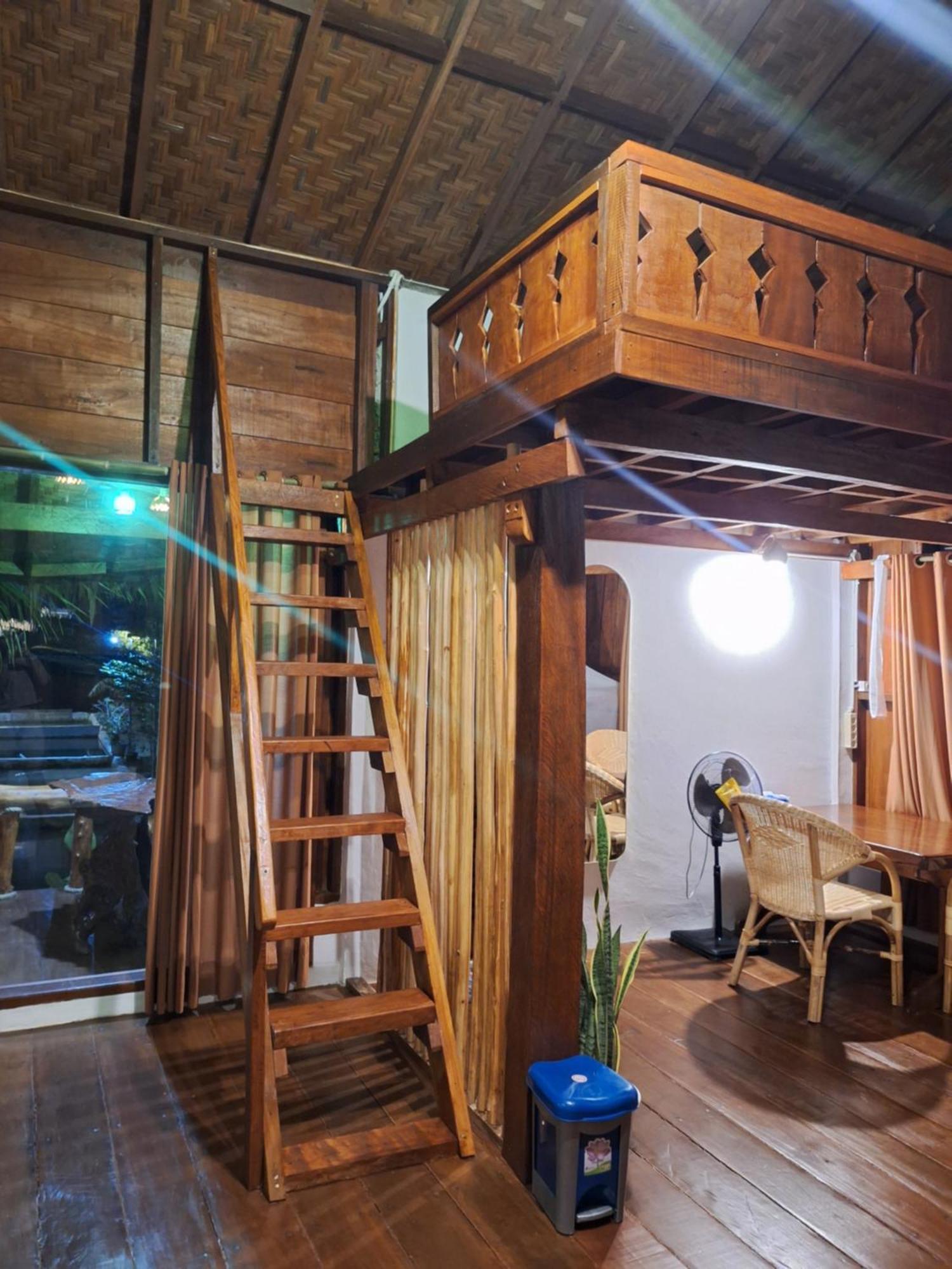 Tropical Jungle Lodge & Jungle Trekking Bukit Lawang Exterior photo
