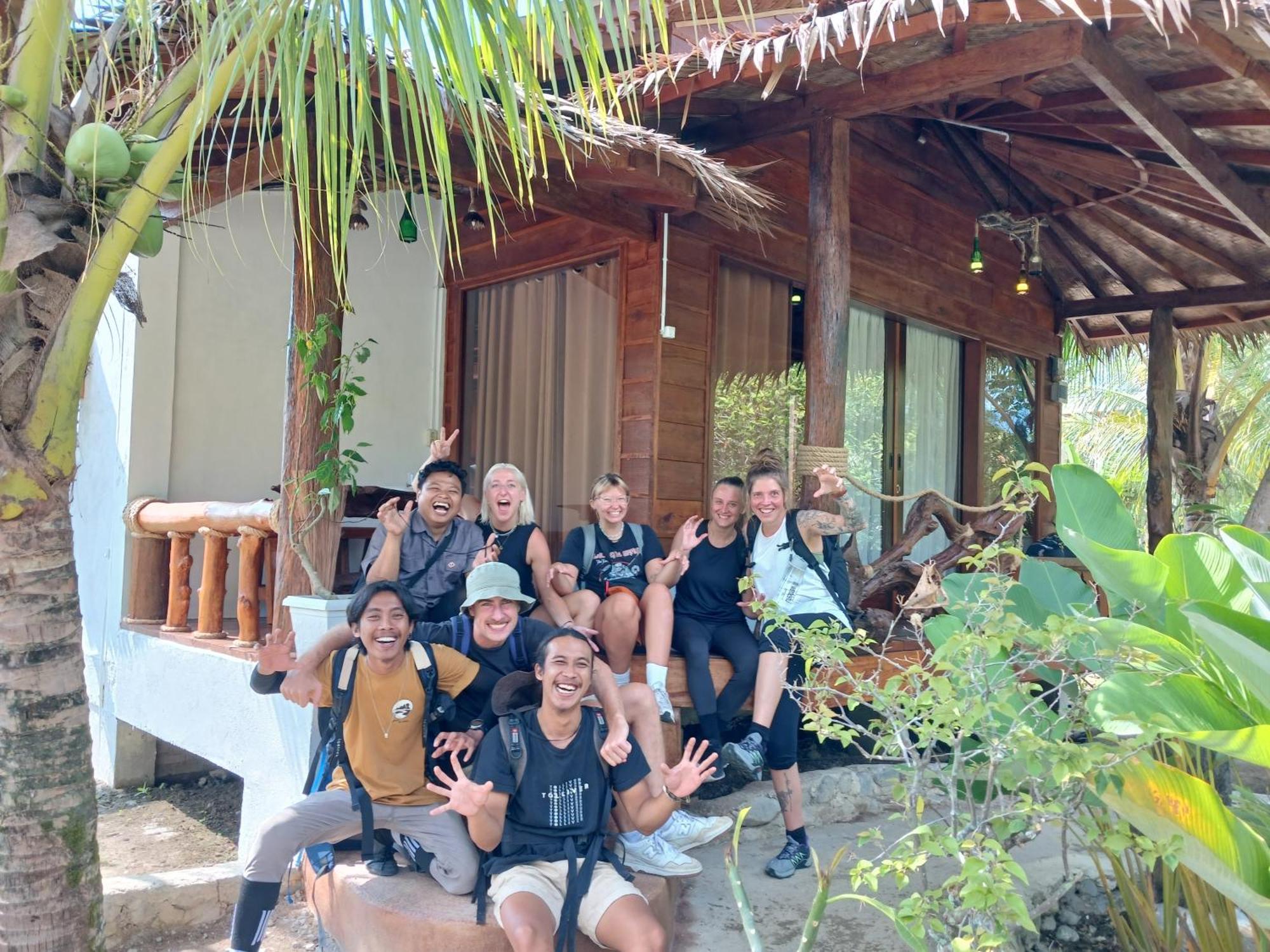 Tropical Jungle Lodge & Jungle Trekking Bukit Lawang Exterior photo